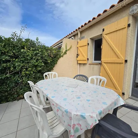 Maison De Vacance Avec Piscine Et Place De Parking