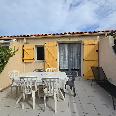 Prázdninový dům Maison De Vacance Avec Piscine Et Place De Parking *